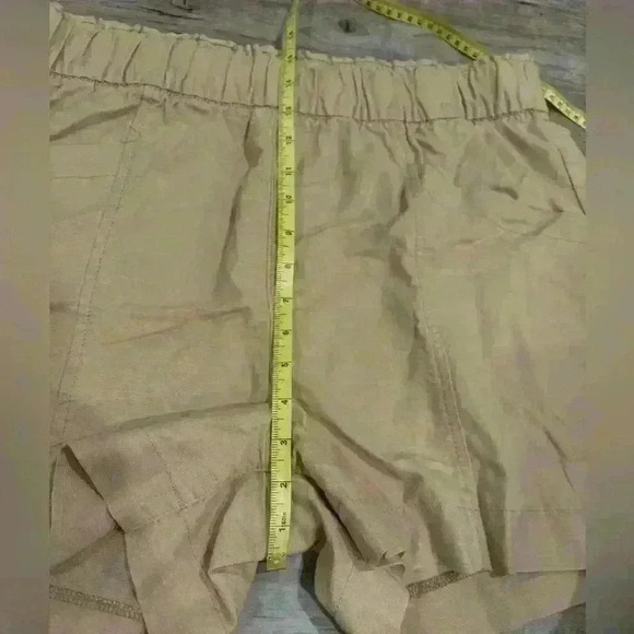 Signature by Levi Strauss Women’s pull on casual elastic waist tan shorts XXL - Picture 6 of 7